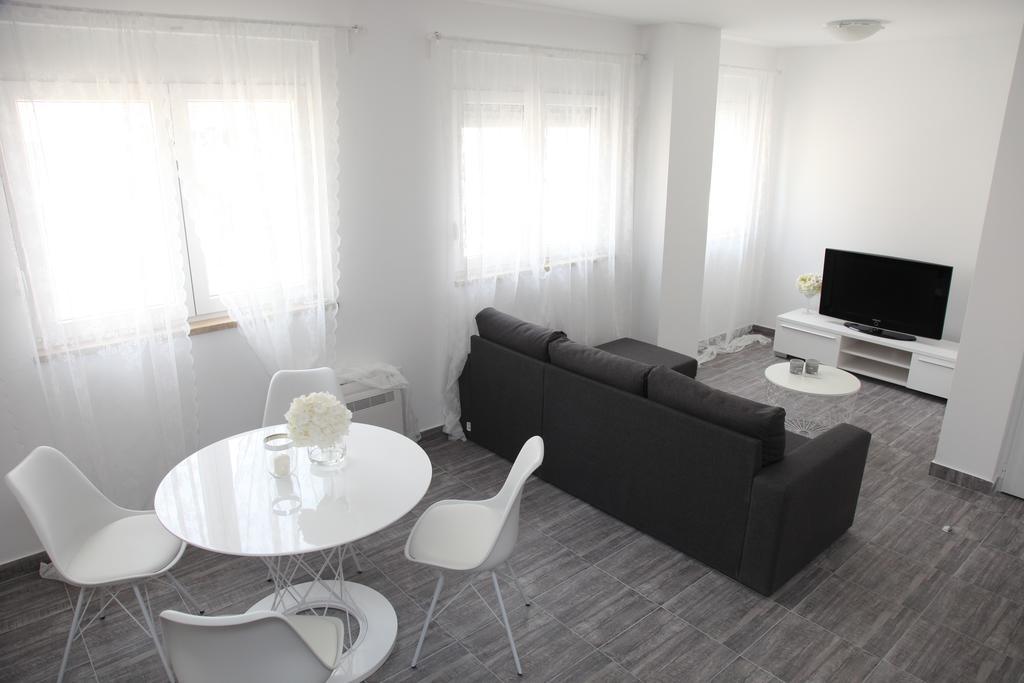 Apartments Mare Градац Экстерьер фото