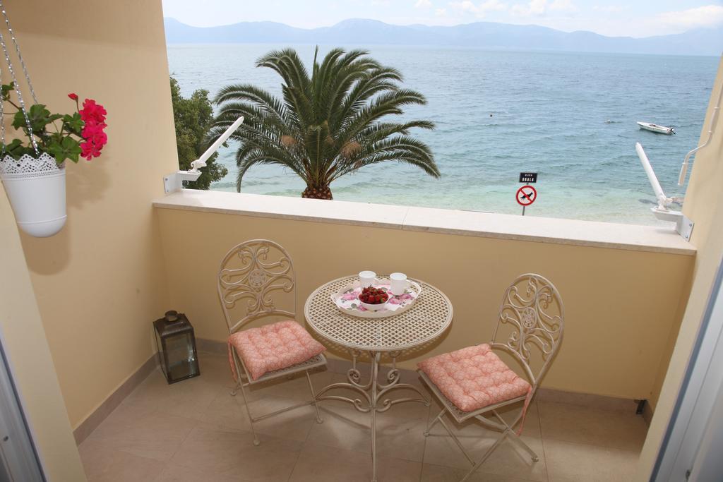 Apartments Mare Градац Экстерьер фото